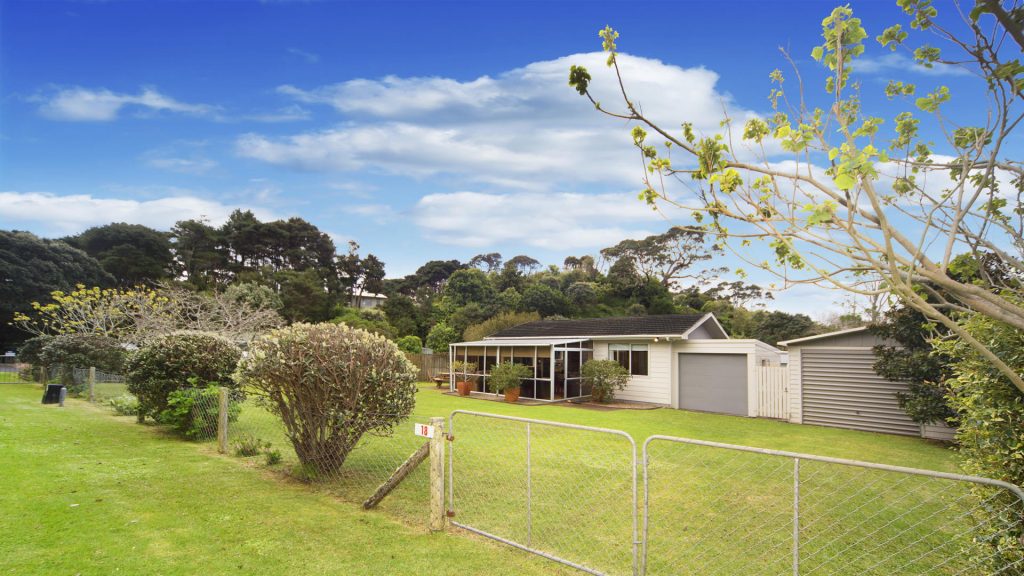 Family Fun Beach Hideway - 18 Gap Road - SOLD November 2017