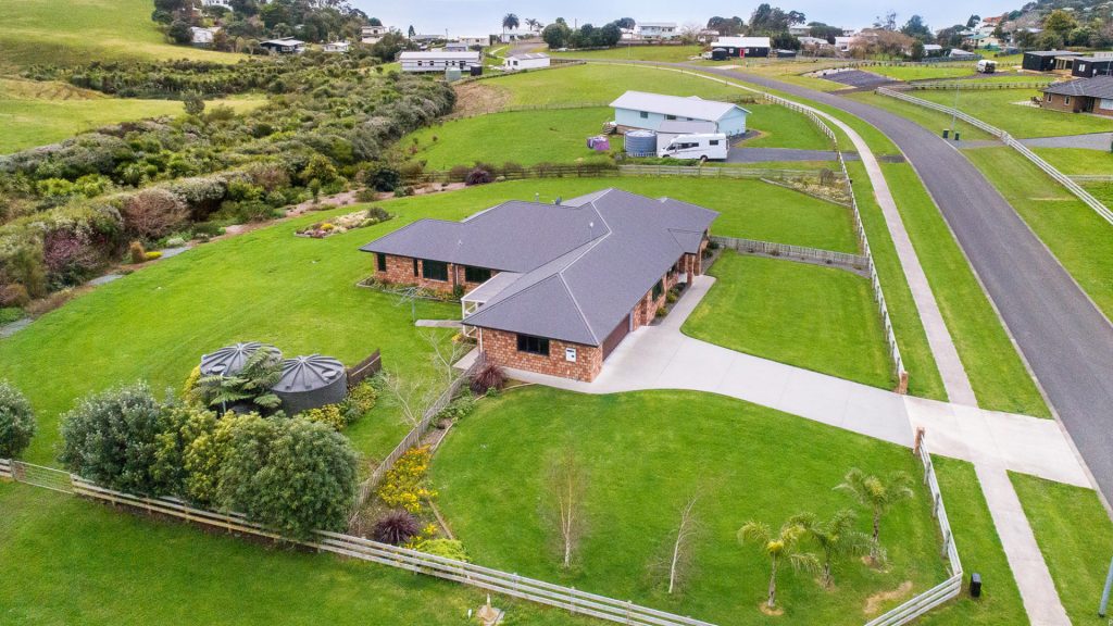 Immaculate & Ex Show Home - 1 Allan Road - SOLD April 2019