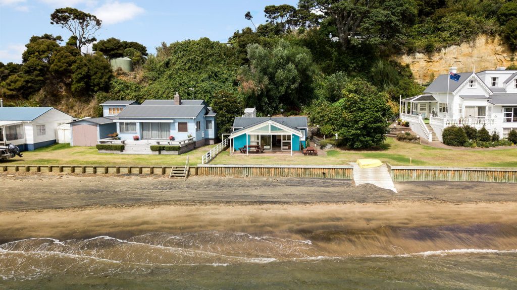 Orua Bay Waterfront, Kiwi Bach - 25c Orua Bay Beach Road - SOLD January 2020